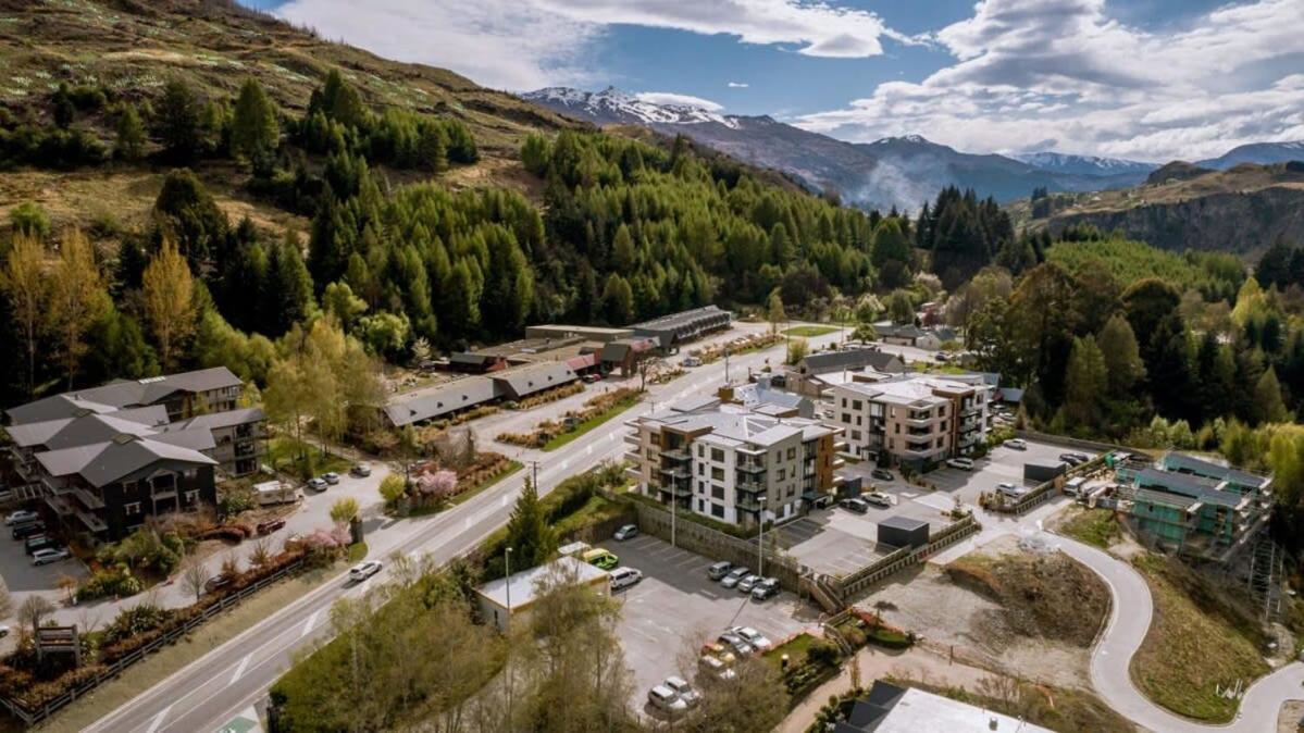 Coronet Base At La Residence Du Parc Queenstown Buitenkant foto